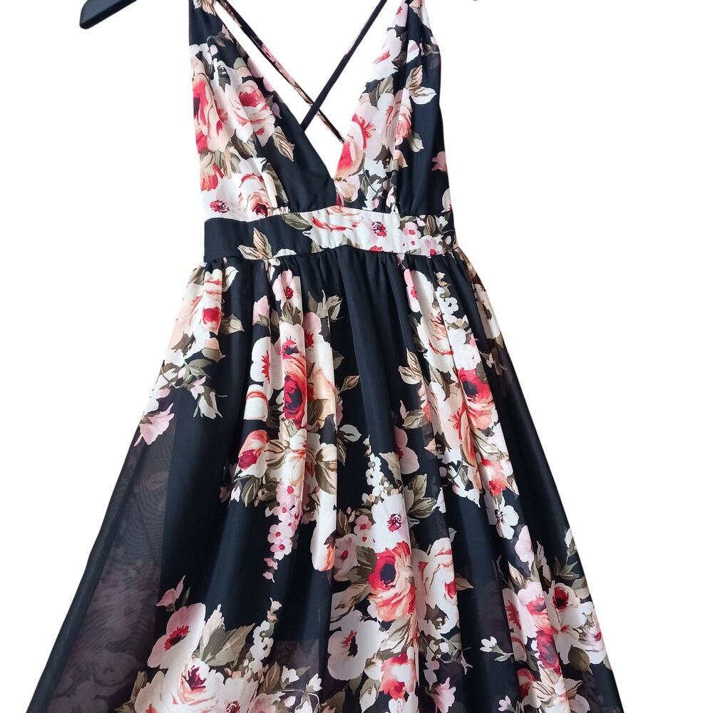 Mind Code Boho Plunge Strappy Open Back Floral Maxi Dress Size Small